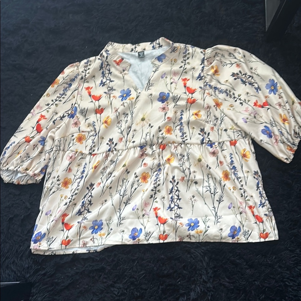 SHEIN Cream Puff Sleeve Blouse Relaxed Fit
